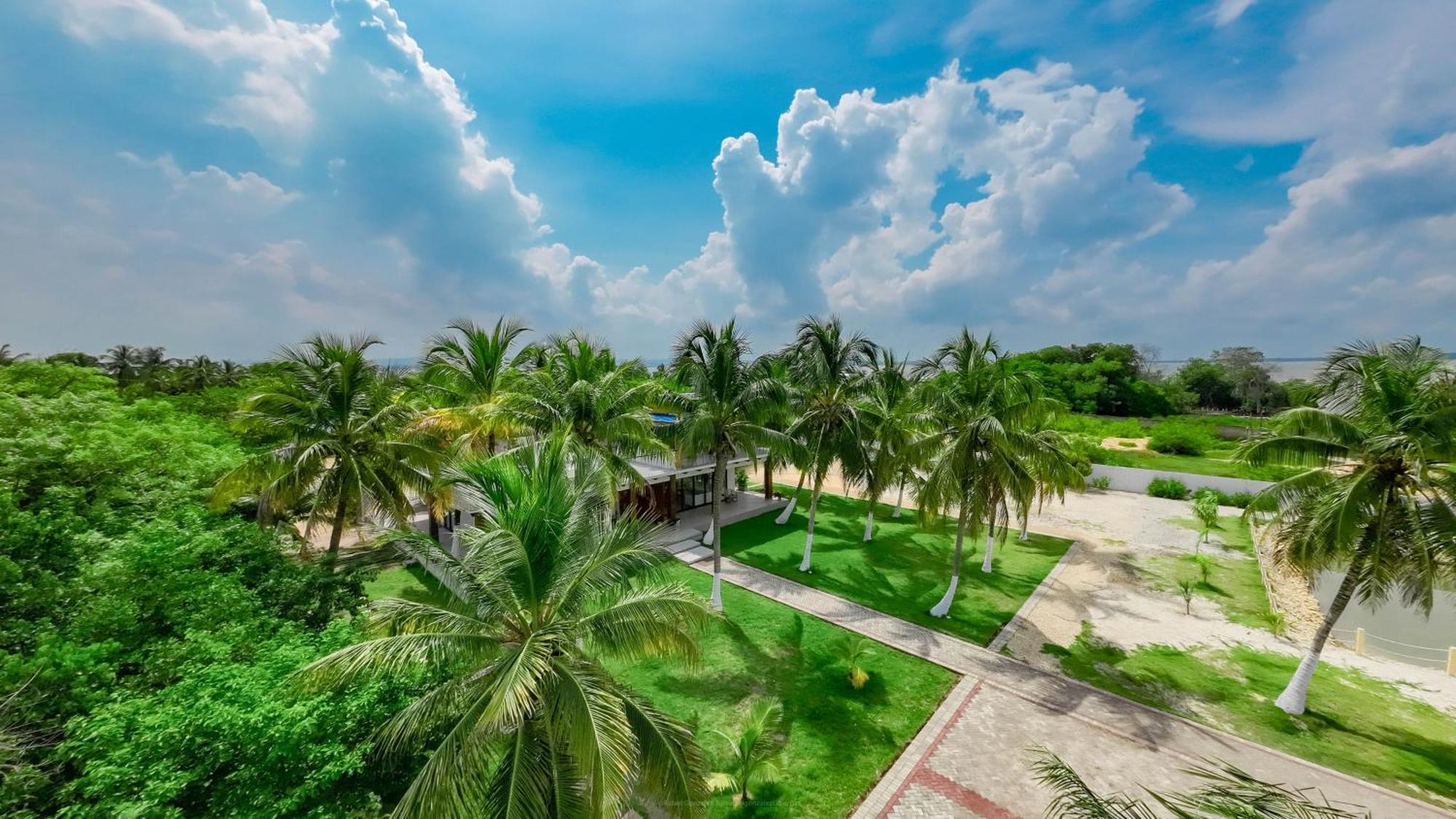 De Lujo Frente Al Mar En Tierra Bomba Holiday home